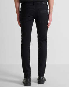 ANTONY MORATO MMDT00241FA7504111W01863 MIN OF 12 JEANS OZZY TAPERED FIT IN ICONIC BASIC BLACK STAY BLACK DENIM PANTALONI DE BARBATI