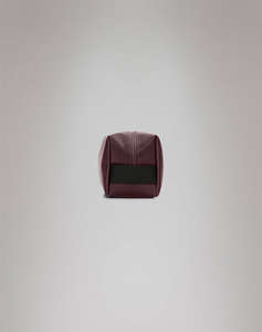 RAINS Wash Bag Small W3 (Dimensiuni: 13 x 11 x 21cm.)