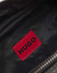 HUGO Quantic_Washbag 10266594 01 (Dimensiuni: 24 x 15.5 x 11cm.)