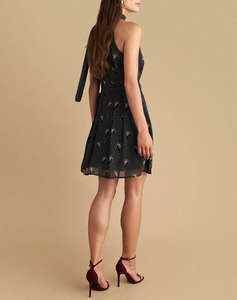 ATTRATTIVO ROCHIE