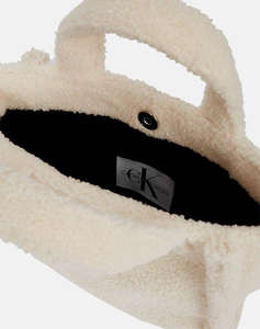 CALVIN KLEIN TEDDY TOTE BAG (Dimensiuni: 23 x 21 x 10cm.)