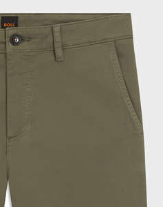 BOSS Chino_tapered 10242156 01