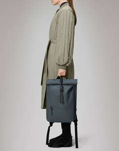 RAINS Rolltop Rucksack W3 (Dimensiuni: 48 x 32 x 11 cm.)