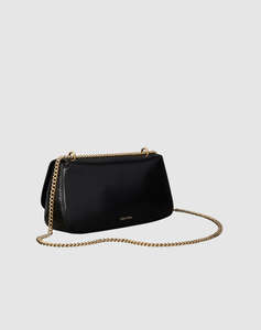 CALVIN KLEIN CK CONVERTIBLE CHAIN SMALL BAG (Dimensiuni: 25 x 13 x 6cm.)