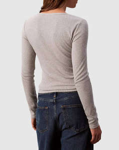 CALVIN KLEIN JEANS LS WOVEN LABEL 2X2 RIB SCOOP NEC