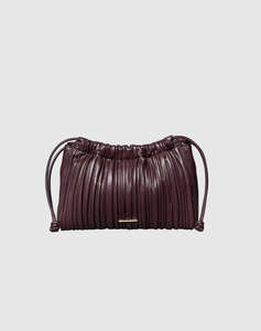 CALVIN KLEIN DRAWSTRING PLISSE CROSSBODY (Dimensiuni: 27 x 18 x 8cm.)