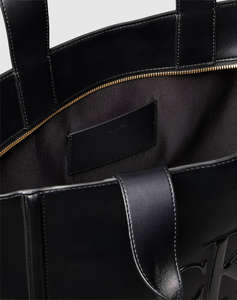 CALVIN KLEIN RAISED CK MEDIUM TOTE (Dimensiuni: 33 x 27.5 x 15cm.)