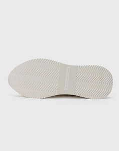 TOMMY HILFIGER CHIC FASHION RUNNER