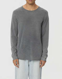 DIRTY LAUNDRY Raw Edges Longsleeve
