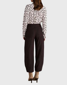 ATTRATTIVO PANTALONI