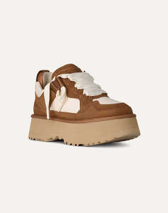 UGG Astromel