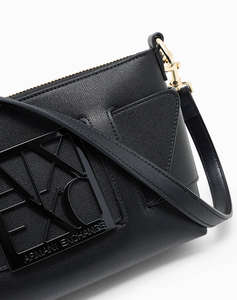 ARMANI EXCHANGE SHOULDER BAG (Dimensiuni: 21 x 13.5 x 6 cm.)