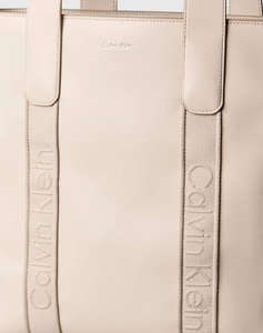 CALVIN KLEIN WEBBING STRAP TOTE (Dimensiuni: 34 x 36 x 11.5cm.)