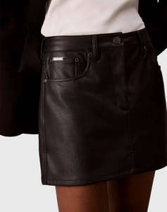 CALVIN KLEIN FAUX LEATHER 5PKT MINI SKIRT