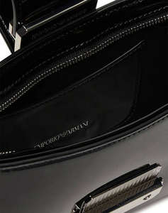EMPORIO ARMANI SHOULDER BAG (Dimensiuni: 24 x 13 x 4cm.)