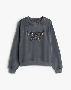TOMMY JEANS TJW BXY LEOPARD VARSITY CREW
