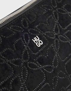 HUGO Chris 2.0 SV_Hobo 10266521 01 (Dimensiuni: 25 x 12 x 7cm.)