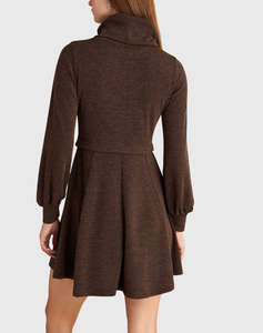 ATTRATTIVO ROCHIE