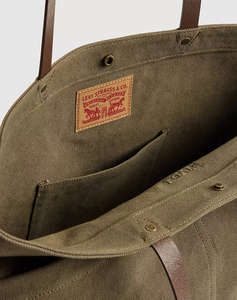 LEVIS WOMENS HERITAGE TOTE-ALL