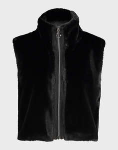 BETTY BARCLAY GILLET