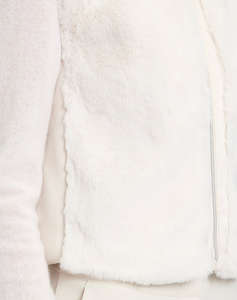 BETTY BARCLAY GILLET