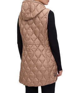 BETTY BARCLAY GILLET