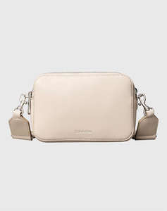 CALVIN KLEIN WEBBING DOUBLE STRAP CAMERA BAG