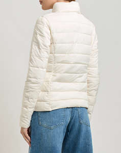 GUESS SOLID HEAVY DIANN PUFFER JACKE GEACA DE DAMA